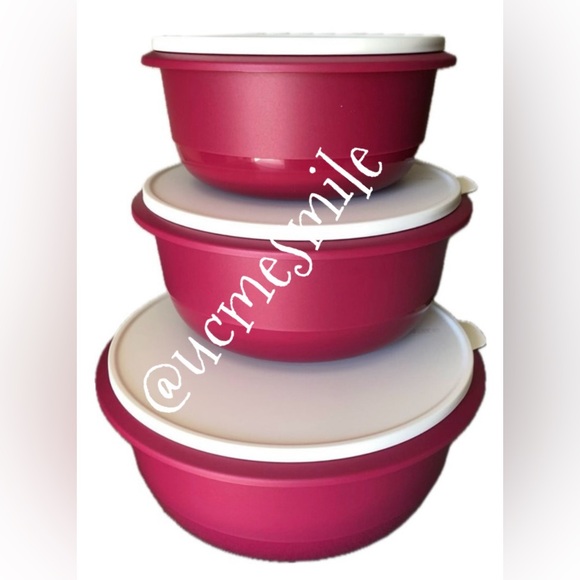 Tupperware Ultimate Mixing Bowls Set of (3) with Lids - Picture 1 of 13